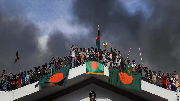 ইনডেমনিটির ঘোষণায় বিচার না পাওয়ার আশঙ্কায় নির্যাতিতরা
