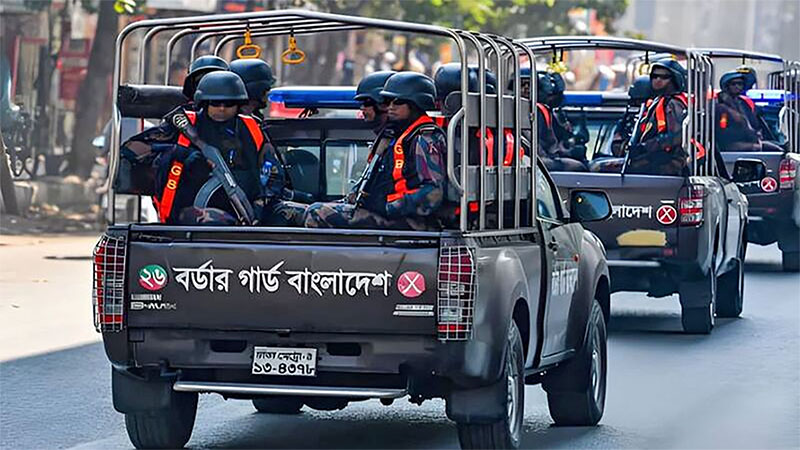 বিরোধী মত দমনের অভিযোগ তীব্রতর: ঢাকা ও আশপাশে ১২ প্লাটুন বিজিবি মোতায়েন