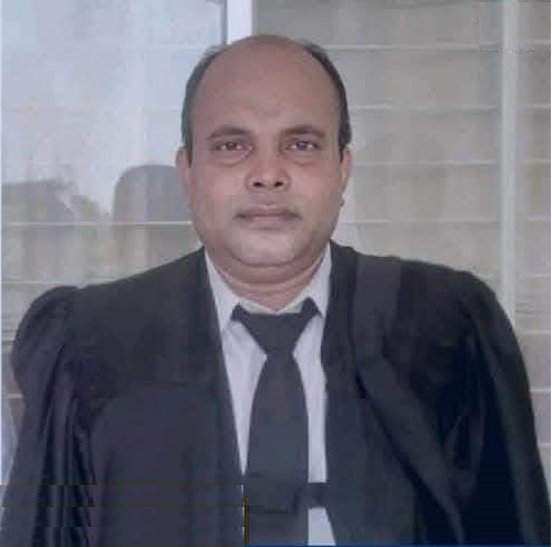 আবু সাঈদের আইনজীবীকে যে কারণে মারধর করলেন জামায়াতের আইনজীবীরা
