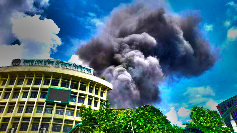জুলাই হত্যাকাণ্ডে ‘জড়িত’ দাবি, বিএসএমএমইউ’র চিকিৎসক, নার্সসহ ১৫ জন বরখাস্ত