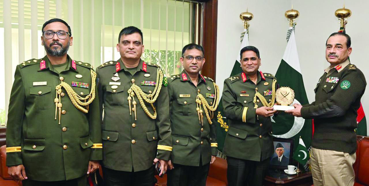 বাংলাদেশের শীর্ষ সেনা কর্মকর্তার বিরল পাকিস্থান সফর, সেনাপ্রধান ও সিজেএসসির সঙ্গে বৈঠক