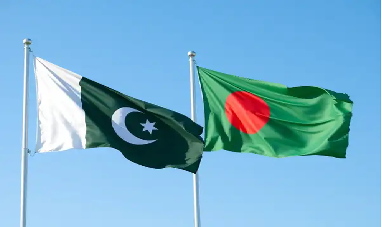 পাকিস্তানের আইএসআই প্রধানের ঢাকা সফর: বাংলাদেশ-পাকিস্তান গোপন তথ্য শেয়ারিং নেটওয়ার্ক তৈরির চেষ্টা