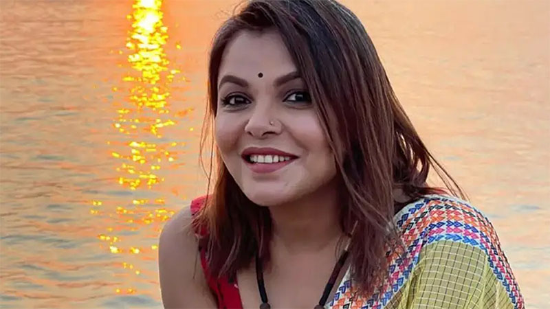 এবার অভিনেত্রী শাওন, তার বাবাসহ ১২ জনের দেশত্যাগে নিষেধাজ্ঞা