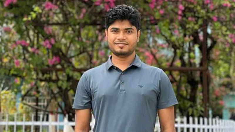 পূজায় গিয়ে ছাত্রদল-শিবিরের নির্যাতনের শিকার সাবেক ছাত্রলীগ নেতা ডা. সজল