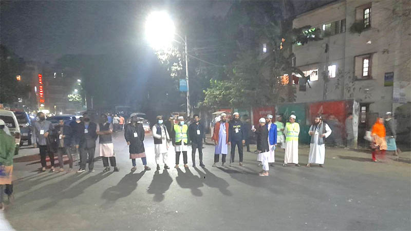 আজহারীর মাহফিলকে কেন্দ্র করে নাকাল চট্টলাবাসী