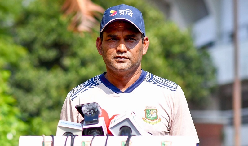 বিসিবিতে ৯ লাখ টাকা বেতনের সালাউদ্দিন কাজ করছেন চুক্তি ছাড়াই!