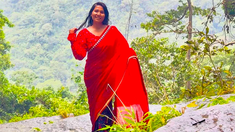 দুই পর্যটক নিহত, একজন নিখোঁজের ঘটনায় ট্যুর এক্সপার্টের অ্যাডমিন বর্ষা গ্রেপ্তার