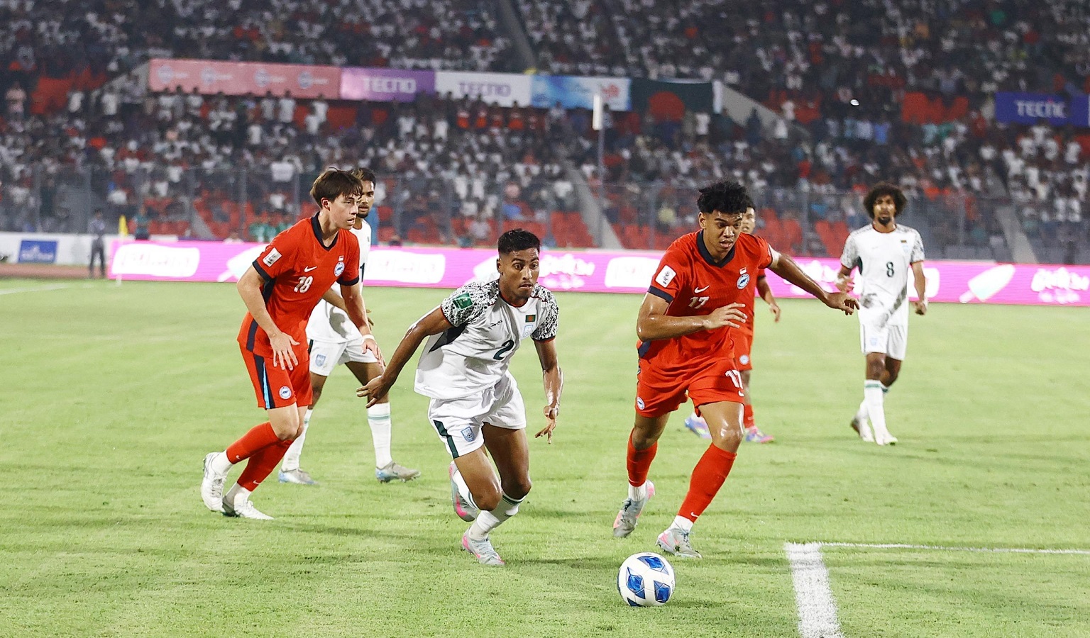 হামজা-শমিতদের নিয়ে সিঙ্গাপুরের কাছে হারল বাংলাদেশ