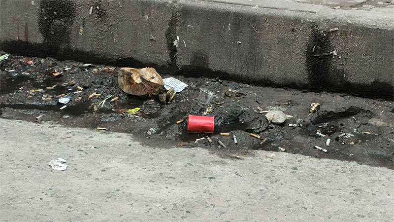 এনসিপির কার্যালয়ের সামনে ককটেল নিক্ষেপ