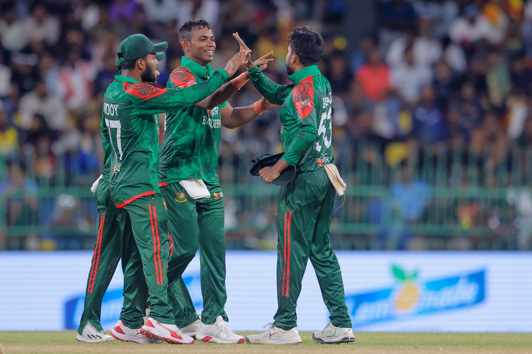 রোমাঞ্চকর জয়ে সিরিজে সমতা ফেরাল বাংলাদেশ