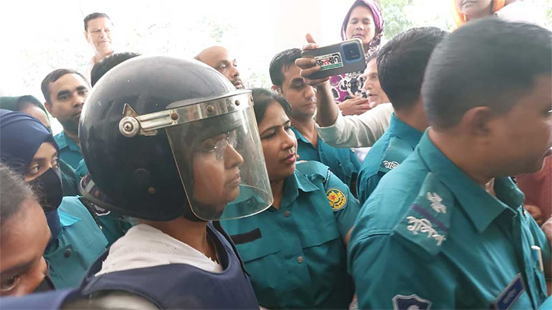 ১২ ঘণ্টার জন্য দীপু মনির প্যারোল অনুমতি, প্রশ্ন—‘কেন আগামীকাল, আজ নয় কেন?’