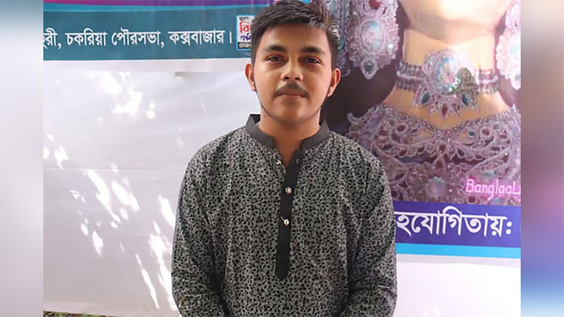 থানায় ঝুলছিল হিন্দু যুবকের লাশ: পুলিশের দাবি আত্মহত্যা, নির্যাতনের অভিযোগ স্বজনদের