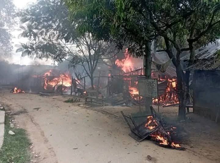 মতামত।। বিক্ষুব্ধ পাহাড় জ্বলছে
