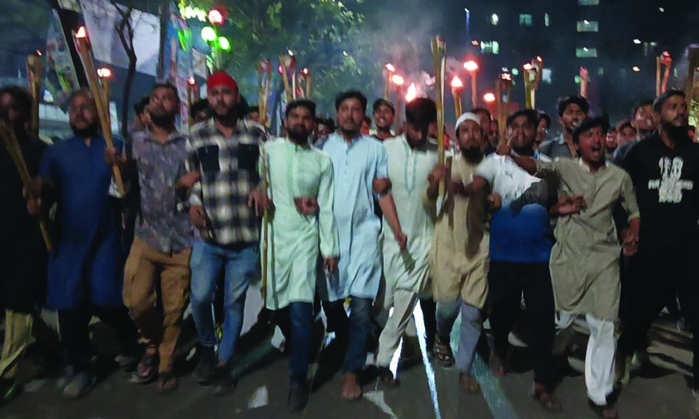 ‘জয় বাংলা’ স্লোগান শুনে আতঙ্কগ্রস্ত এনসিপির মিছিল