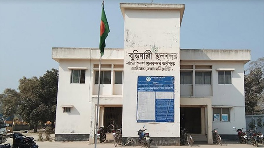 ড. ইউনূসের কূটনৈতিক ব্যর্থতা: ভুটানে পণ্য পরিবহনে ভারতীয় ভূমি ব্যবহার বন্ধ, ক্ষতির মুখে অর্থনীতি