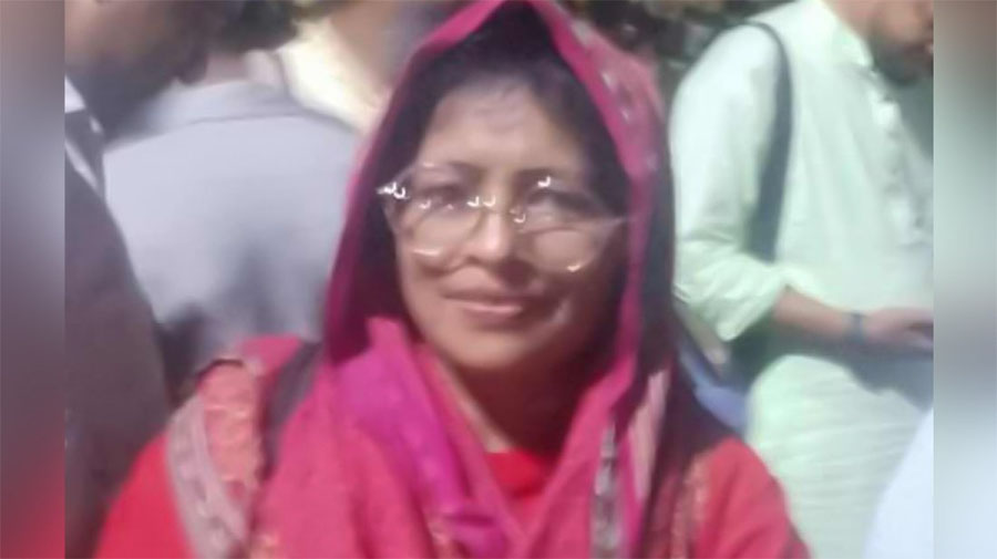 শিক্ষকদের কলম বিরতি: আন্দোলনে পুলিশি অ্যাকশনে আহত শিক্ষিকার মৃত্যু