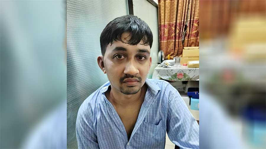 ওসমানী মেডিকেলের ছাত্রলীগ কর্মী সাজিদ ছাত্রদল-শিবিরের মব সন্ত্রাসীদের হাতে প্রহৃত