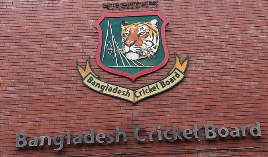 বিসিবি বোর্ড ভেঙে এনএসসির অ্যাডহক কমিটি গঠন, সভাপতি তামিম