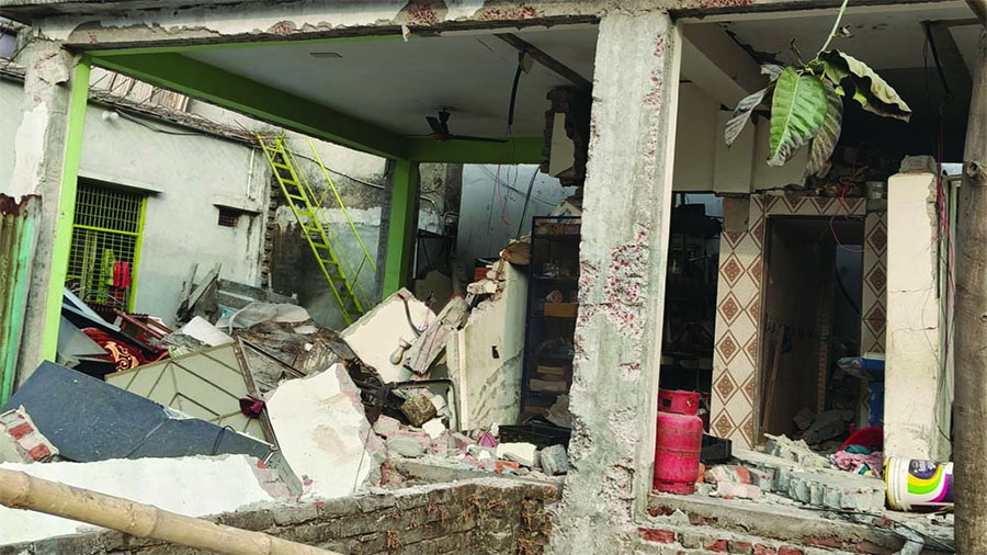 জুলাই সন্ত্রাসীদের হাতে জঙ্গিদের কারামুক্তির পর দেশে জঙ্গিবাদের বাম্পার ফলন, তৈরি হচ্ছিল সুইসাইডাল ভেস্ট
