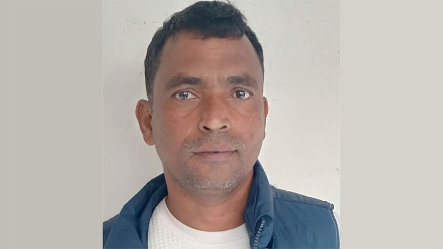 যুবলীগ নেতা নয়ন বৈষ্ণব আটক: মোটরসাইকেল ভাঙার মামলায় গ্রেপ্তার দেখালো পুলিশ