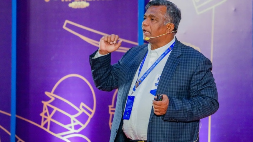 পরিচালকের আনা দুর্নীতির অভিযোগ গ্রহণ করছেন না বুলবুল