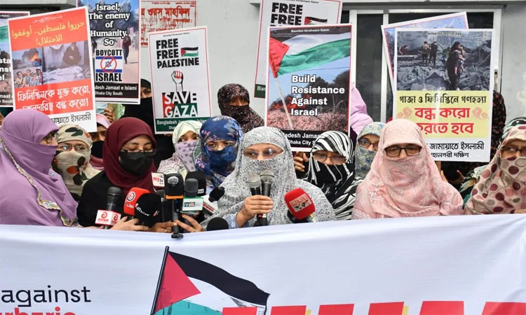 যথেষ্ট নারী উপস্থিতি নিয়ে সংশয় এবং পর্দা লঙ্ঘনের আশঙ্কায় জামায়াতের মহিলা সমাবেশ স্থগিত