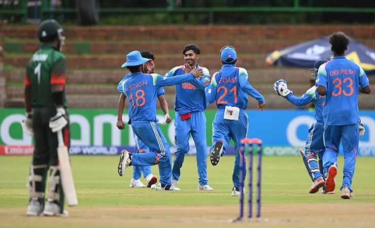 নাটকীয় ধসে ভারতের কাছে হারল বাংলাদেশ