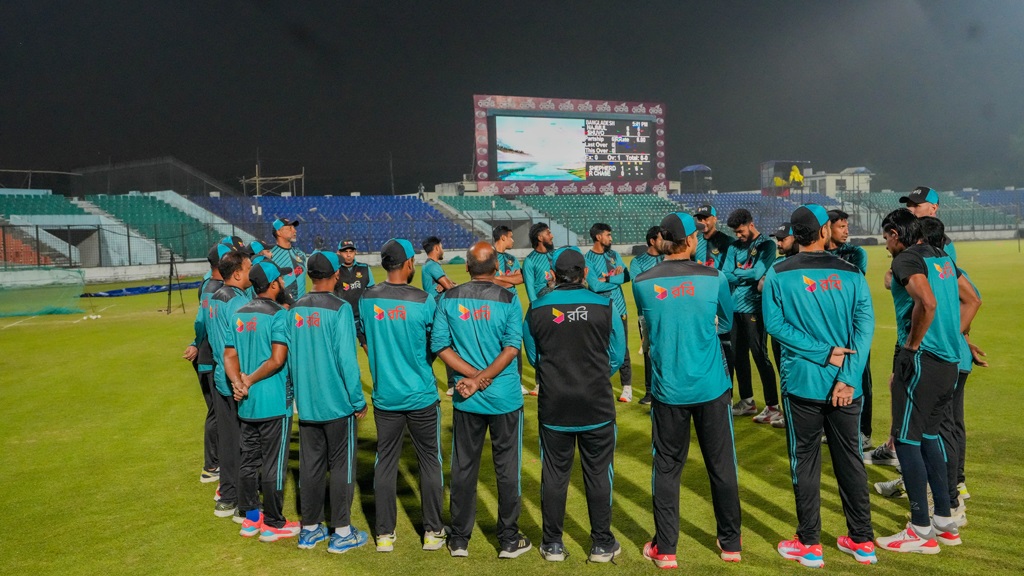 সরকারের চাপে বিশ্বকাপ খেলতে ভারতে না যাওয়ার সিদ্ধান্ত বিসিবির