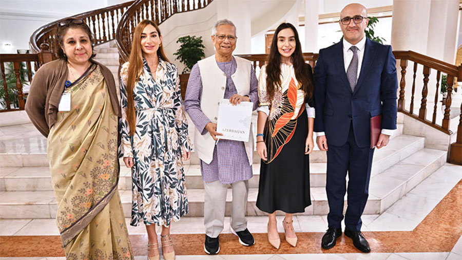 আজারবাইজানের সাথে ইউনূস সরকারের এলএনজি চুক্তি: ‘ড্রিল বেইবি ড্রিল’ ধারার আরেক পাবলিসিটি স্টান্ট?