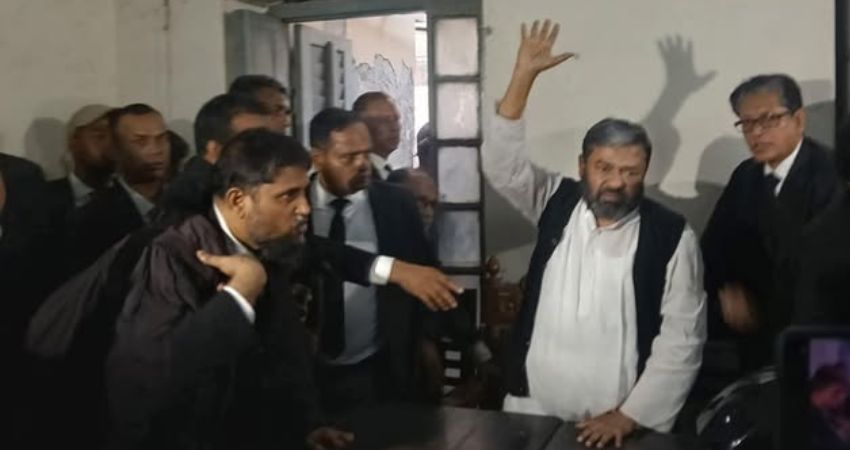 বরিশাল আওয়ামী লীগের সাধারণ সম্পাদকের আদালতে আত্মসমর্পণ, জামিন মঞ্জুর