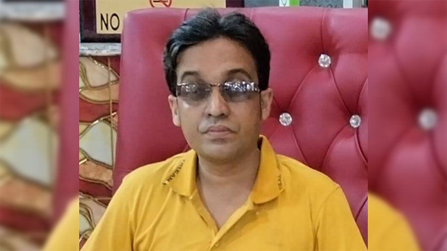 চট্টগ্রামের ৯ বছর পুরনো এক গায়েবি হত্যা মামলায় আসামী হলেন ফেনীর জ্যেষ্ঠ সাংবাদিক মিন্টু