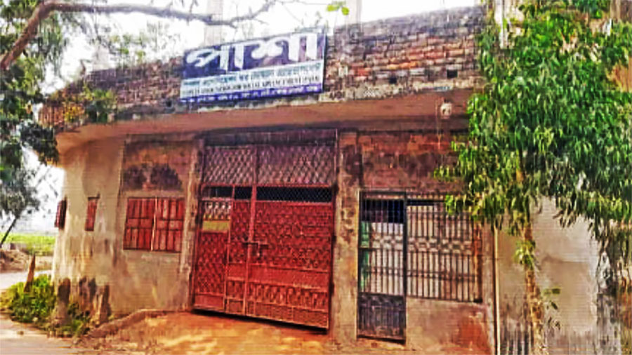 নির্বাচন বৈধতা দিতে এক ব্যক্তির সাইনবোর্ডসর্বস্ব কাগুজে প্রতিষ্ঠান ‘পাশা’, একাই সাপ্লাই দিচ্ছে ১০ হাজার পর্যবেক্ষক!