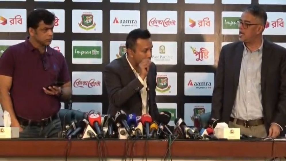 সাংবাদিকদের সঙ্গে বিসিবি পরিচালক পাইলট ও রাজ্জাকের বাকবিতণ্ড