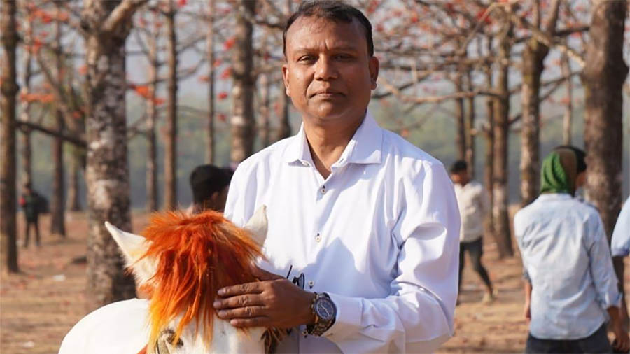 সুনামগঞ্জে ডিসির মদতে ফসলরক্ষা বাঁধের কোটি টাকার প্রকল্প হাতিয়ে নিল শিবির ক্যাডাররা