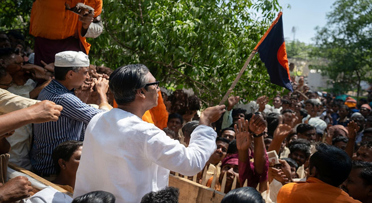 “পাকিস্তান দিবস নয়, প্রতিরোধ দিবস” — ২৩ মার্চ ১৯৭১: বঙ্গবন্ধুর হাতে উড়ল স্বাধীন বাংলাদেশের পতাকা