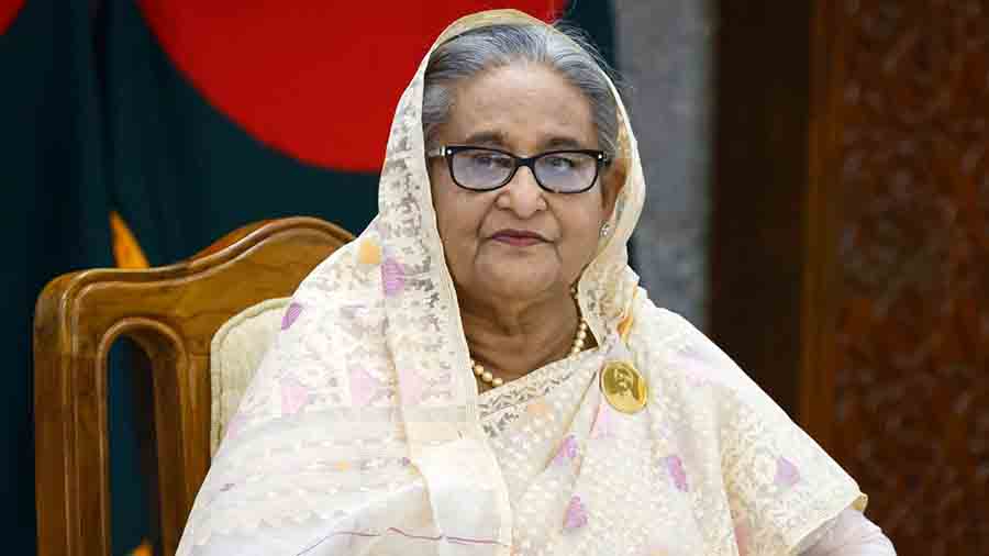 দীর্ঘ সাক্ষাৎকারে শেখ হাসিনা: ক্ষমতা গুরুত্বপূর্ণ নয়, তবে জনগণের প্রতি নিজের দায়বদ্ধতা উপেক্ষা করতে পারি না