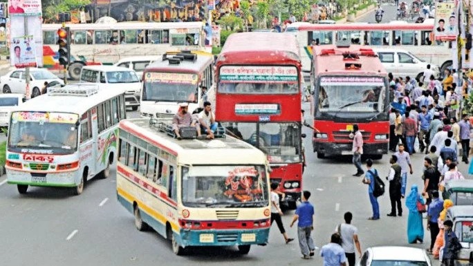 বাসের ভাড়া দ্বিগুণ বৃদ্ধির শঙ্কায় যাত্রীরা