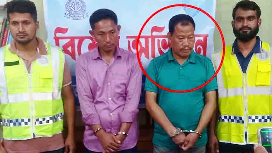 রাঙামাটিতে ৩ হাজার ইয়াবাসহ গণ অধিকার পরিষদের জেলা সহসভাপতি গ্রেপ্তার