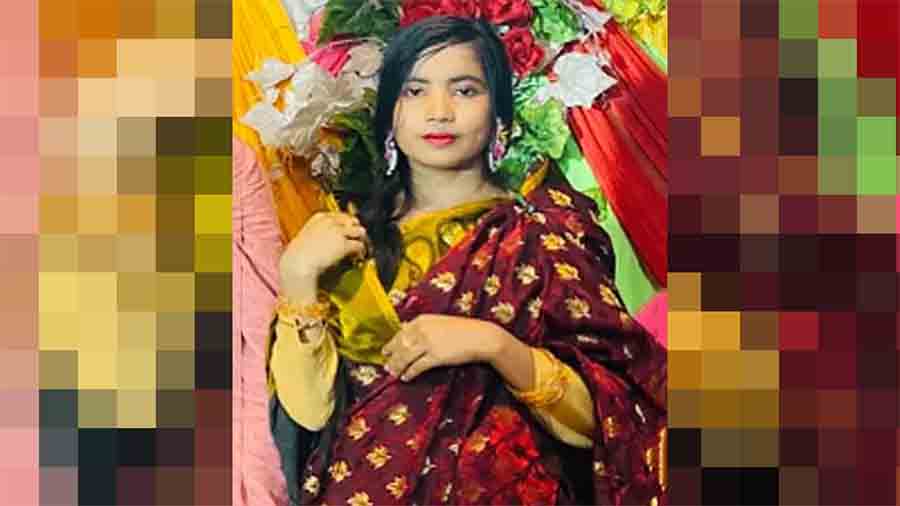 পুকুর থেকে কিশোরীর মরদেহ উদ্ধার, পানিতে ডোবার লক্ষণ মেলেনি