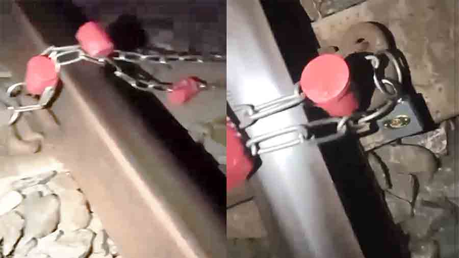 রেল লাইনে বোমাসদৃশ বস্তু: উত্তরবঙ্গের সাথে ঢাকাসহ বিভিন্ন অঞ্চলের রেল যোগাযোগ অচল