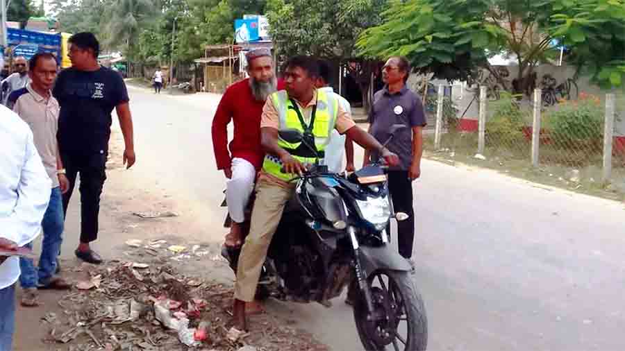 তারেকের জাতিসংঘে ‘বাংলা উচ্চারণ’ নিয়ে শ্রেণীকক্ষে আলোচনা, বাংলা শিক্ষক আটক