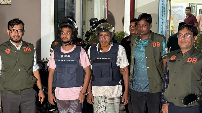 পাবনার চাঞ্চল্যকর শিশু ধর্ষণ ও হত্যাঃ মাগরিবের নামাজ পড়ে উঠেই কয়েকদফা ধর্ষণ করা হয় শিশু কলিকে