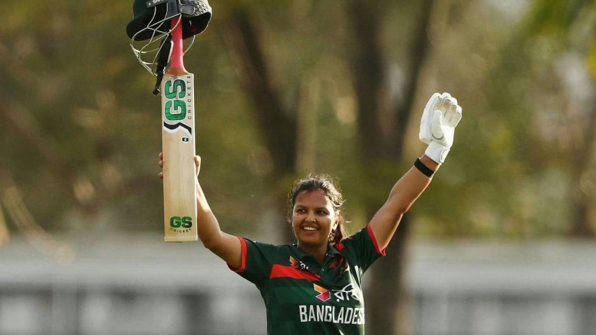 অস্ট্রেলিয়ার বিপক্ষে সেঞ্চুরি হাঁকিয়ে ইতিহাস গড়লেন বাংলাদেশের সোবহানা